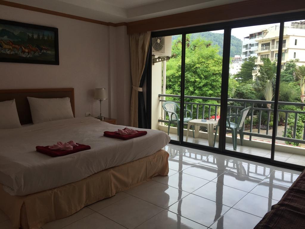 The Galiness International Backpacker Hostel Phuket Patong Exterior foto